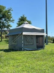 3X3 GAZEBO KAMP ÇADIRI ( ŞEFFAF KAPAKLI - UZUN SAÇAKLI )