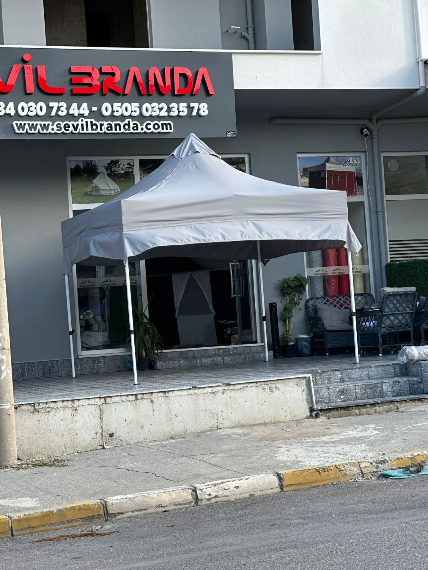 3X3 GAZEBO TENTE UZUN SAÇAKLI