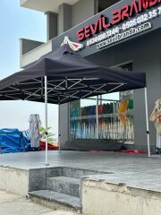 3 x 4.5 GAZEBO TENTE